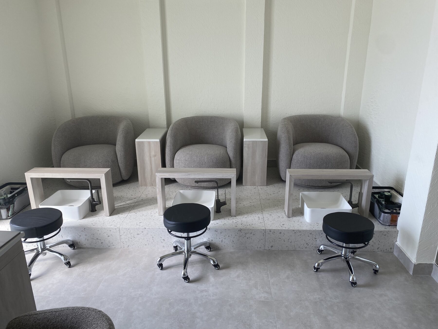 Beauty Salon — Pedicure Suite